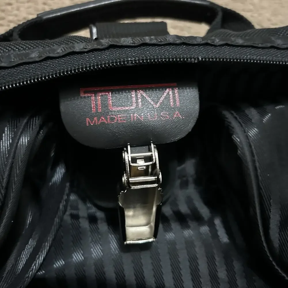 TUMI Alpha Classic Garment Bag 231D3 Bifold Travel Ballistic Nylon Black